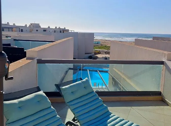 & Pool By Sea There Fuerteventura アパート
